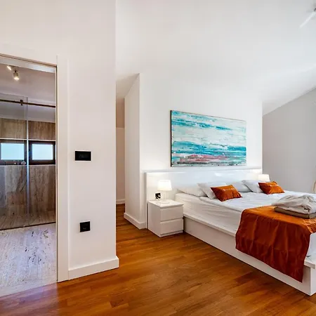 Nena With Heated Pool, Jacuzzi And Sauna Βίλα Kakma