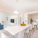 Villa Nena With Heated Pool, Jacuzzi And Sauna