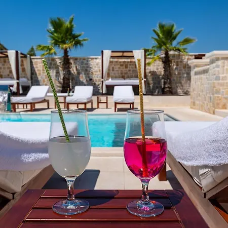 Nena With Heated Pool, Jacuzzi And Sauna * Kakma