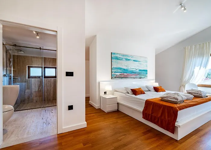 Nena With Heated Pool, Jacuzzi And Sauna Villa Kakma