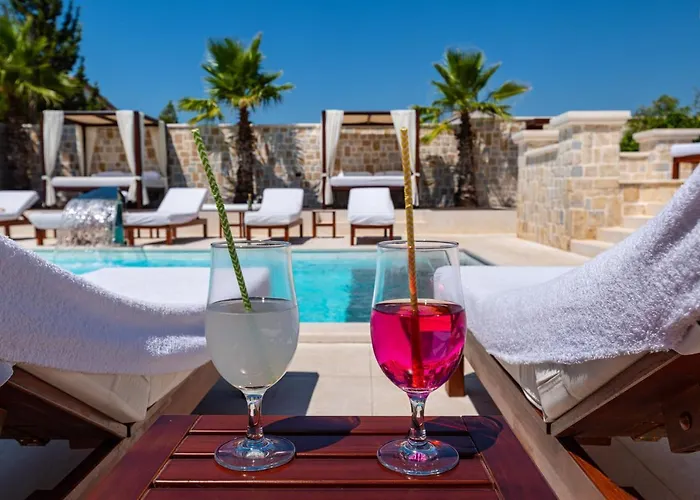 Nena With Heated Pool, Jacuzzi And Sauna * Kakma